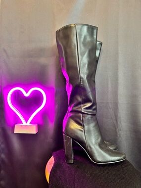 Women's Black High-Heel Knee Boot faux leather comfortable block heel chunky